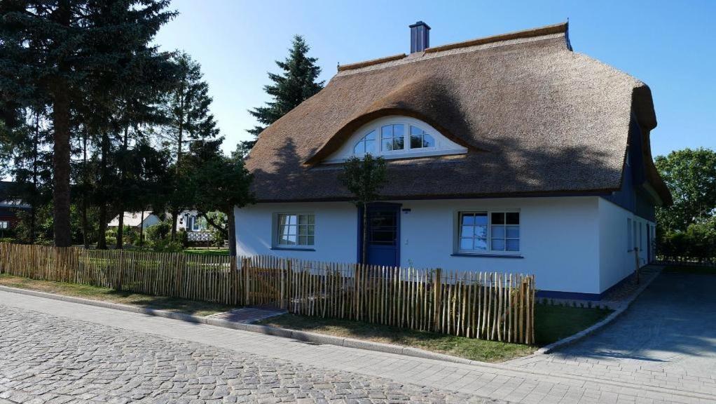 Kapitänshaus Kammer Born Exterior foto